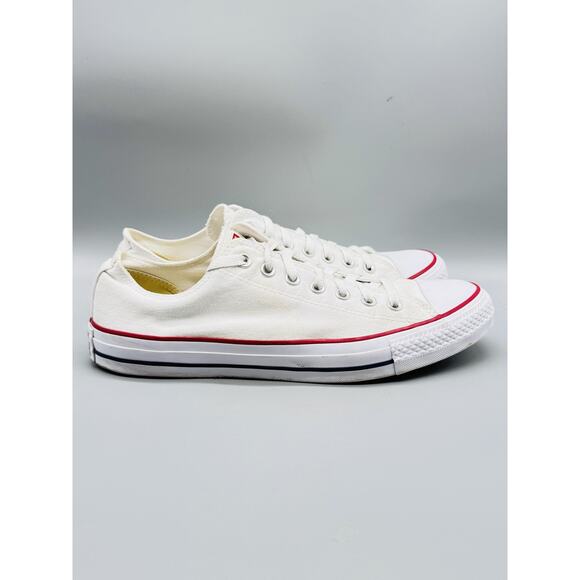 Converse Shoes Mens 11 White Canvas Chuck Taylor All Star Low Top Casual Sneaker - Picture 1 of 12